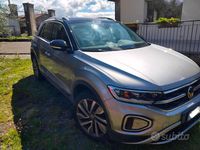 Usata VW T-Roc 150 CV (110 kW) 2023 Grigio SUV