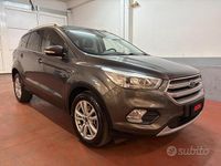Usata Ford Kuga S 120 CV (88 kW) 2018 Grigio SUV