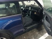 Begagnad Mini ONE 90 HK (66 kW) 2005 Blå Halvkombi