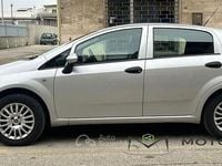 Usata Fiat Punto Lounge 69 CV (50 kW) 2016 Grigio Utilitaria