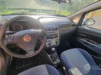 Usata Fiat Grande Punto Dynamic 90 CV (66 kW) 2009 Grigio Utilitaria