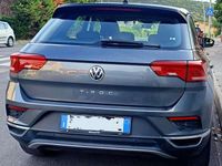 Usata VW T-Roc Style 116 CV (85 kW) 2019 Grigio SUV