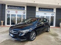 Usata Mercedes B180 116 CV (85 kW) 2019 Nero Monovolume
