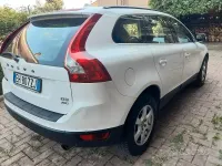 Usata Volvo XC60 163 CV (119 kW) 2011 Bianco SUV