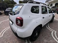 Usata Dacia Duster Essentiel 89 CV (65 kW) 2018 Bianco SUV