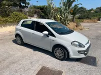 Usata Fiat Grande Punto 75 CV (55 kW) 2014 Bianco Utilitaria