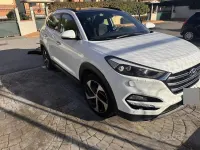 Usata Hyundai Tucson Xpossible 136 CV (100 kW) 2016 Bianco SUV