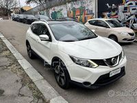 Usata Nissan Qashqai Tekna 131 CV (96 kW) 2017 Bianco SUV