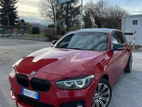 Begagnad BMW 118 Efficient Dynamics 190 HK (139 kW) 2018 Röd Halvkombi