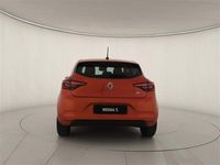 Occasion Renault Clio V Equilibre 145 PK (106 kW) 2022 Oranje Sedan