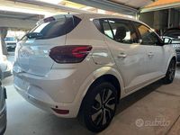 Nuova Dacia Sandero Expression 100 CV (73 kW) 2025 Vari colori Berlina