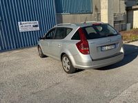Usata Kia Ceed LX 90 CV (66 kW) 2010 Grigio Utilitaria
