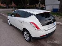 Usata Lancia Delta 105 CV (77 kW) 2012 Bianco Utilitaria
