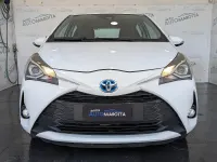 Usata Toyota Yaris Hybrid Active 73 CV (53 kW) 2018 Bianco Berlina