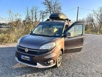 Usata Fiat Doblò Trekking 120 CV (88 kW) 2016 Marrone Monovolume