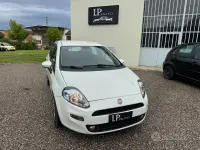Usata Fiat Punto Easy 75 CV (55 kW) 2015 Bianco Utilitaria