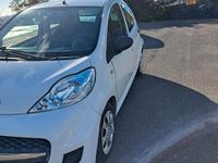 Usata Peugeot 107 Access 68 CV (50 kW) 2013 Bianco Utilitaria