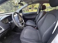 Usata Hyundai i20 78 CV (57 kW) 2012 Bianco Utilitaria