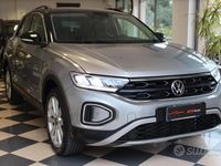 Usata VW T-Roc Style 150 CV (110 kW) 2023 Grigio SUV