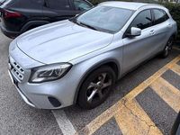 Usata Mercedes GLA200 136 CV (100 kW) 2019 Argento metallizzato SUV