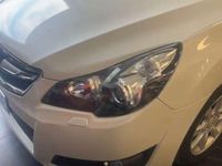 Usata Subaru Legacy Trend 150 CV (110 kW) 2010 Bianco Station wagon
