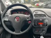 Usata Fiat Punto Evo S 75 CV (55 kW) 2011 Bianco Utilitaria