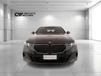 Usata BMW 540 M Sport 303 CV (222 kW) 2025 Grigio Station wagon