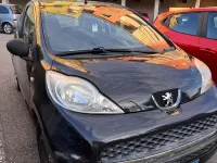 Usata Peugeot 107 Access 68 CV (50 kW) 2009 Nero Utilitaria