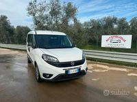 Usata Fiat Doblò 105 CV (77 kW) 2021 Bianco Monovolume
