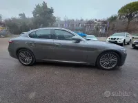 Brugt Alfa Romeo Giulia Business 180 HK (132 kW) 2017 Grå Sedan