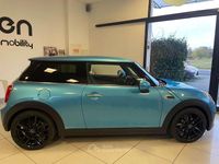 Occasion Mini ONE 102 ch (75 kW) 2018 Bleue Citadine