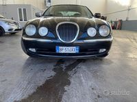 Usata Jaguar S-Type Executive 238 CV (175 kW) 2001 Nero Berlina