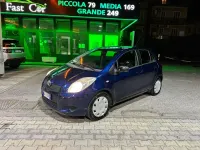Usata Toyota Yaris 65 CV (47 kW) 2016 Bluazzurro Station wagon