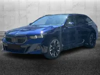 Usata BMW 530e M Sport 299 CV (219 kW) 2025 Blu/azzurro Station wagon