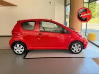 Usata Toyota Aygo 68 CV (50 kW) 2009 Rosso Utilitaria
