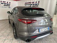 Usata Alfa Romeo Stelvio Business 190 CV (139 kW) 2022 Grigio metallizzato SUV
