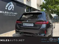 Usata BMW 520 M Sport 197 CV (144 kW) 2025 Grigio Station wagon