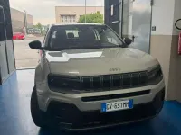 Usata Jeep Avenger Longitude 100 CV (73 kW) 2024 Beige SUV
