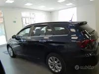 Usata Fiat Tipo Lounge 120 CV (88 kW) 2020 Bluazzurro Station wagon