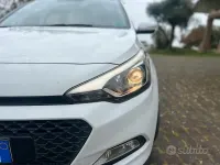 Usata Hyundai i20 84 CV (61 kW) 2017 Bianco Utilitaria