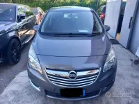 Usata Opel Meriva Cosmo 101 CV (74 kW) 2014 Grigio Monovolume