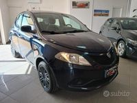 Usata Lancia Ypsilon 69 CV (50 kW) 2018 Blu Utilitaria