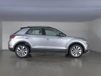 Usata VW T-Roc Style 110 CV (80 kW) 2023 Pyrit silver metallizzato nero SUV