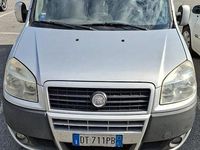 Usata Fiat Doblò 120 CV (88 kW) 2009 Grigio Monovolume