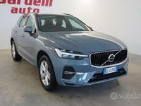 Usata Volvo XC60 Momentum 197 CV (144 kW) 2022 Grigio SUV