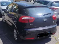 Usata Kia Rio LX 86 CV (63 kW) 2013 Nero Berlina