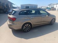 Usata Fiat Tipo Lounge 120 CV (88 kW) 2017 Marrone Berlina