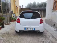 Usata Renault Clio III R.S. 197 CV (144 kW) 2009 Bianco Berlina