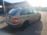 Usata Skoda Fabia 64 CV (47 kW) 2007 Grigio Station wagon