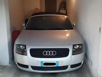 Usata Audi TT 179 CV (131 kW) 2001 Grigio Cabrio